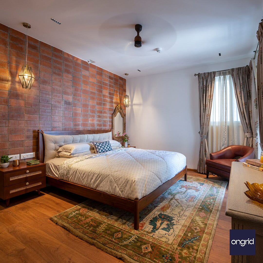 Trendy Bedroom Design for Master Suite | 15' x 12' ongrid.design