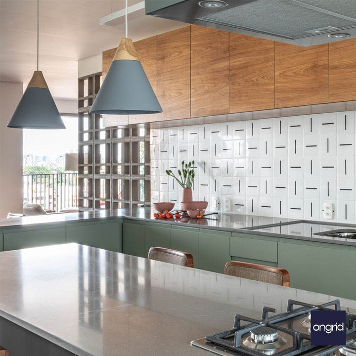 Industrial Chic Kitchen Design: Bold and Modern | 19' x 12' ongrid.design