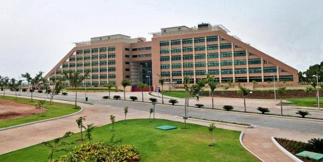 From Daylighting to Mood: A Technical Deep Dive into Architectural Lighting Design for Indian Architects