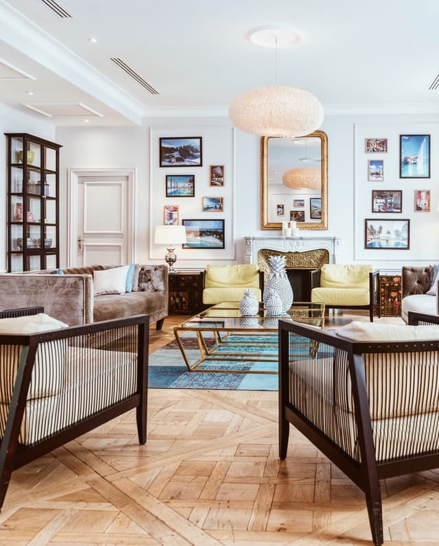 Center Tables: A fatal Attraction or Great Admiration?